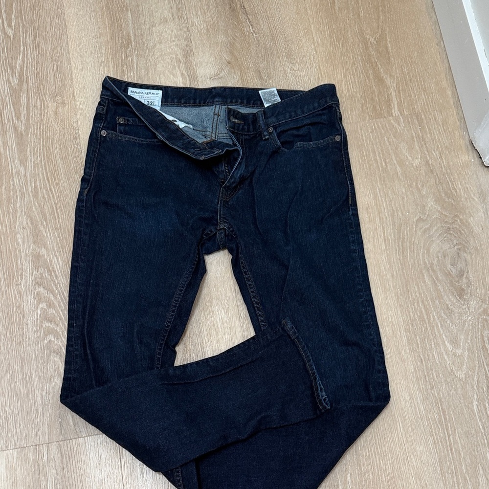 Men's Dark Blue Jeans